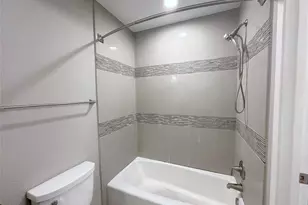 8100 Cambridge St, Houston, TX 77054 - Photo 18