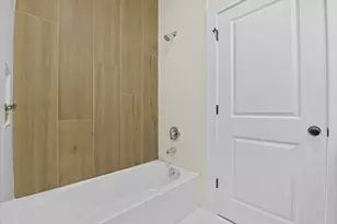 6004 Bacher St, Houston, TX 77028 - Photo 32