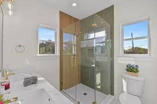 6004 Bacher St, Houston, TX 77028 - Photo 24