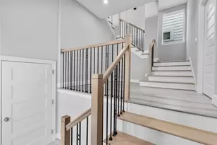 1122 W 16th St, Houston, TX 77008 - Photo 2