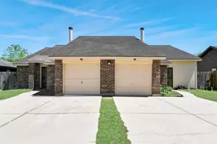 16423 Monte Carlo Ln, Houston, TX 77053 - Photo 2