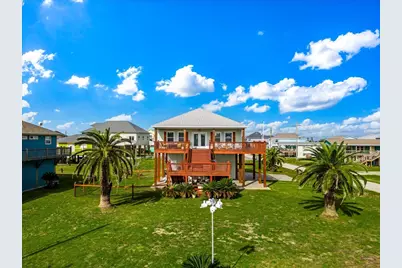 919 Eastview, Crystal Beach, TX 77650 - Photo 6