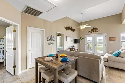 919 Eastview, Crystal Beach, TX 77650 - Photo 14