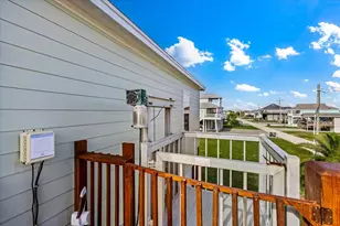 919 Eastview, Crystal Beach, TX 77650 - Photo 8