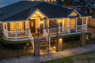 216 W 9th St, Houston, TX 77007 - Photo 2