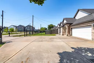 171 Foxshire Ln, Houston, TX 77047 - Photo 6