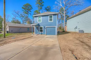 144 Black Walnut, Livingston, TX 77351 - Photo 8