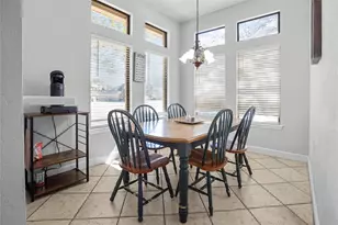 12315 Fisher Dr, Baytown, TX 77523 - Photo 14