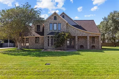 12315 Fisher Drive, Mont Belvieu, TX 77523 - Photo 1