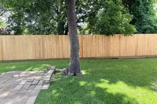 519 Oleander St, Lake Jackson, TX 77566 - Photo 24