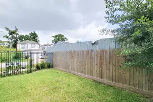 7522 Sandle, Houston, TX 77088 - Photo 32