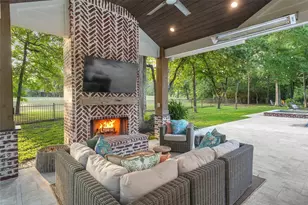 2207 Longmire Rd, Conroe, TX 77304 - Photo 40