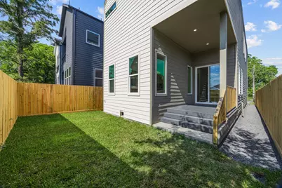 3319 Rogers Street, Houston, TX 77022 - Photo 32