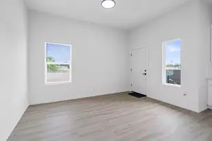 9725 Kerr St, Houston, TX 77029 - Photo 6