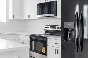 9725 Kerr St, Houston, TX 77029 - Photo 18