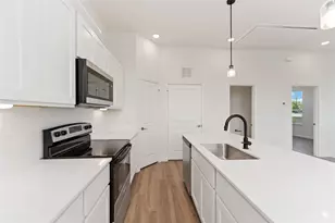 4710 Mallow St, Houston, TX 77033 - Photo 12