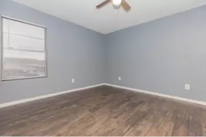 801 S Allen Genoa Road #104, Houston, TX 77587 - Photo 8