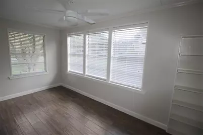 4607 Pine Street, Bellaire, TX 77401 - Photo 30