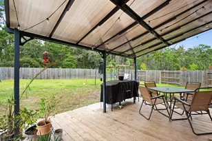 301 Maple Bark Trl, Willis, TX 77378 - Photo 4