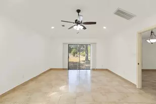 15602 Oleta Ln, Sugar Land, TX 77498 - Photo 16
