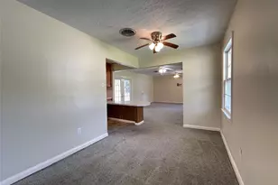 140 Laurel St, Lake Jackson, TX 77566 - Photo 6