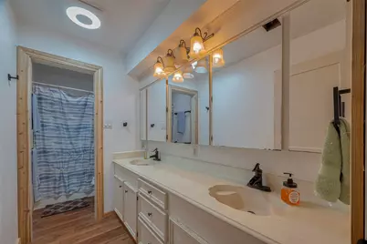 109 Fox Hollow Street, Baytown, TX 77521 - Photo 18