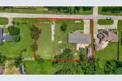 109 Fox Hollow Street, Baytown, TX 77521 - Photo 24