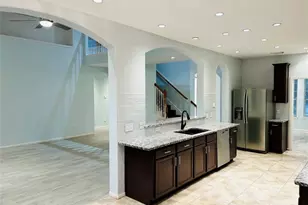 9539 Still Cove Ln, Houston, TX 77089 - Photo 10