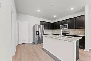 11906 Amber Oak Wy, Tomball, TX 77375 - Photo 10