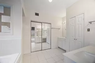 16326 Brush Meadow Ct, Sugar Land, TX 77498 - Photo 10