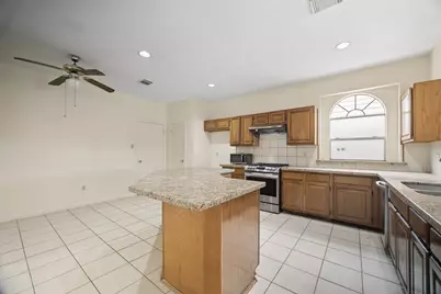 16326 Brush Meadow Court, Sugar Land, TX 77498 - Photo 8
