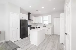 2101 Renike Rd, Waller, TX 77484 - Photo 2