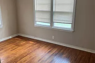 1303 Red Bud Ln Ln, La Marque, TX 77568 - Photo 12