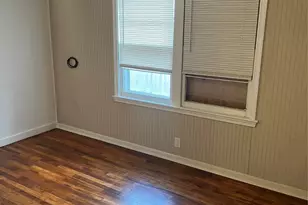 1303 Red Bud Ln Ln, La Marque, TX 77568 - Photo 10