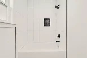 105 Bledsoe St, Prairie View, TX 77445 - Photo 28