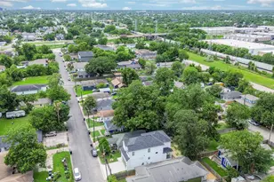 1415 E 35th St, Houston, TX 77022 - Photo 22