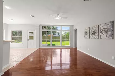 11911 N Brenton Knoll Court, Tomball, TX 77375 - Photo 4