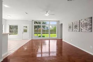 11911 N Brenton Knoll Ct, Tomball, TX 77375 - Photo 4