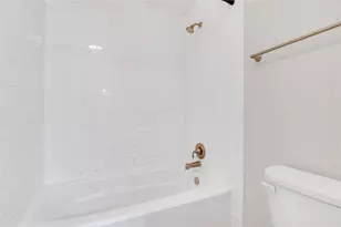 2211 S Kirkwood Rd, Houston, TX 77077 - Photo 18
