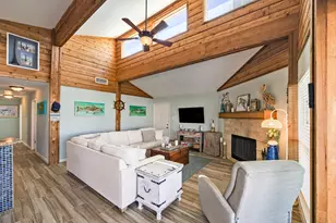 22028 Deaf P Smith Dr, Galveston, TX 77554 - Photo 4
