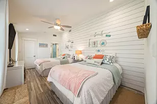 22028 Deaf P Smith Dr, Galveston, TX 77554 - Photo 16