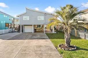 22028 Deaf P Smith Dr, Galveston, TX 77554 - Photo 38