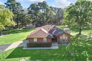 13 Westwood Dr, Huntsville, TX 77320 - Photo 4