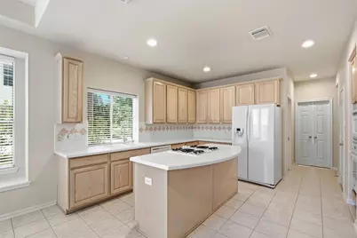 11703 Hillsgate Court, Tomball, TX 77377 - Photo 10