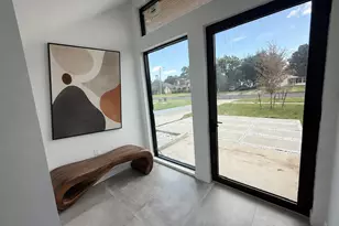 2030 Forest Hill Blvd, Houston, TX 77023 - Photo 2