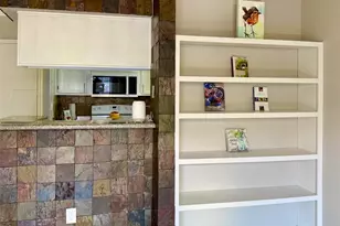 1515 Sandy Springs Rd, Houston, TX 77042 - Photo 6