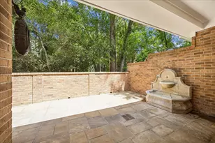 231 Sugar Berry Cir, Houston, TX 77024 - Photo 32