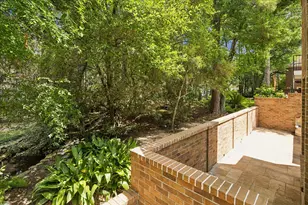 231 Sugar Berry Cir, Houston, TX 77024 - Photo 34