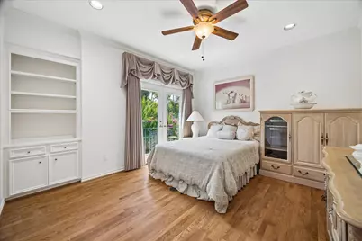 231 Sugarberry Circle, Houston, TX 77024 - Photo 26