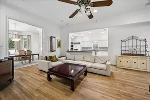 231 Sugar Berry Cir, Houston, TX 77024 - Photo 8
